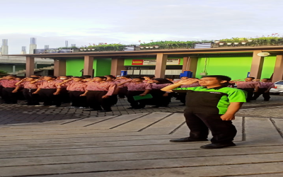 SMKN 5 jakarta Pagi Menyambut Peserta didik Untuk Belajar.